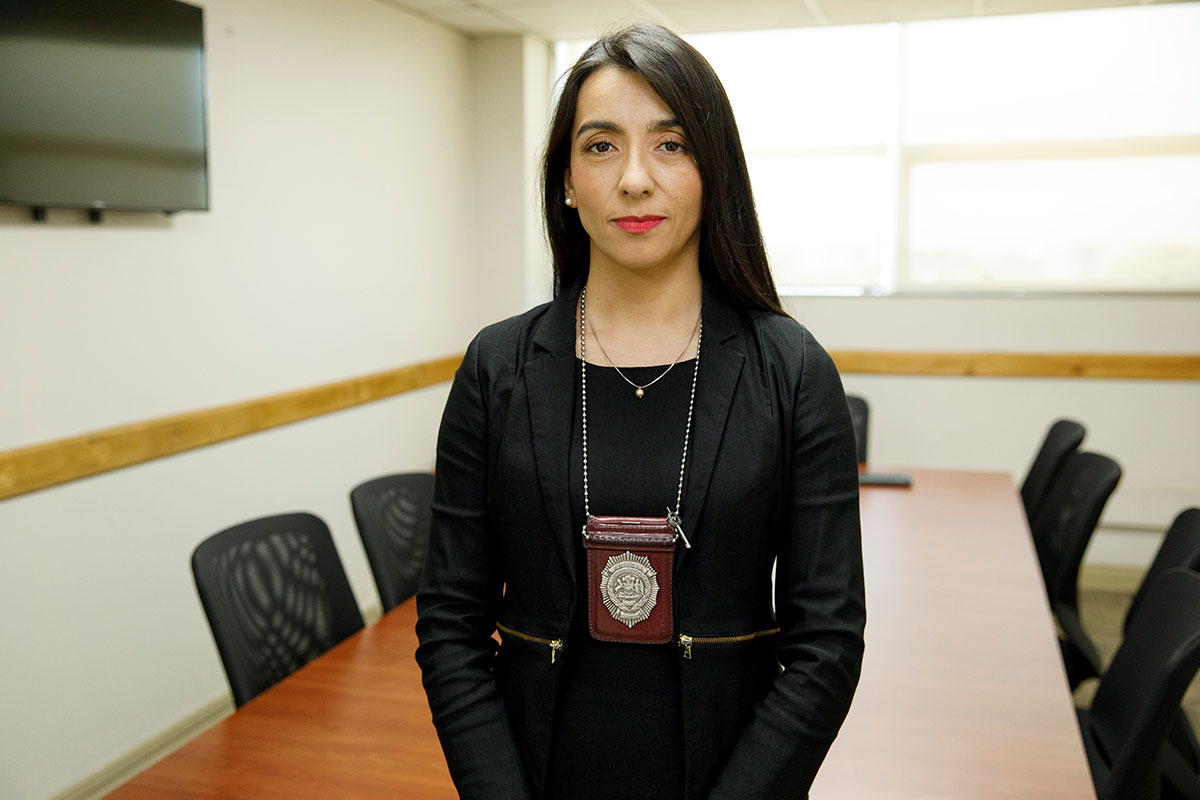 Chilean PDI Comisaria Viviana Baeza trains officers in the investigative police on victim-centered approaches to interviewing survivors of sexual violence crimes